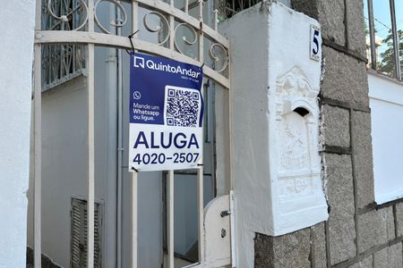 Casa para alugar com 210m², 3 quartos e sem vagaPlaca instalada