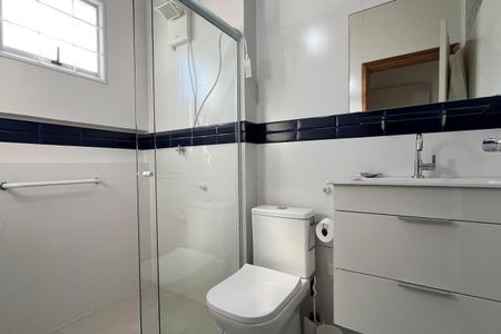 Casa para alugar com 210m², 3 quartos e sem vagaBanheiro 1