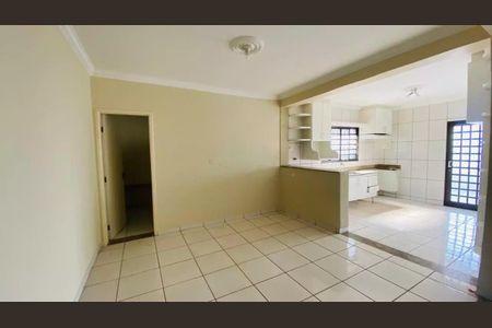 Cozinha de casa para alugar com 3 quartos, 270m² em Cidade Jardim, Uberlândia