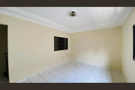 Sala de casa para alugar com 3 quartos, 270m² em Cidade Jardim, Uberlândia