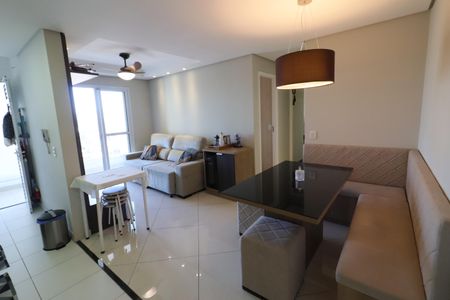 Apartamento à venda com 60m², 2 quartos e 1 vagaSala