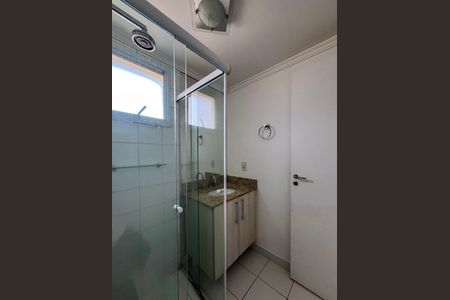 Apartamento à venda com 103m², 2 quartos e 2 vagasBanheiro da Suíte