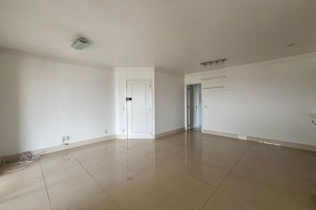 Apartamento à venda com 103m², 2 quartos e 2 vagasSala