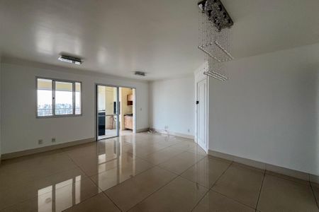 Apartamento à venda com 103m², 2 quartos e 2 vagasSala