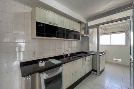 Apartamento à venda com 103m², 2 quartos e 2 vagasCozinha