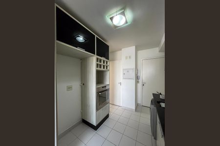 Apartamento à venda com 103m², 2 quartos e 2 vagasCozinha