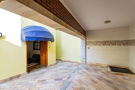 Casa para alugar com 249m², 4 quartos e 4 vagas Casa para alugar com 249m², 4 quartos e 4 vagasQuintal e espaço gourmet