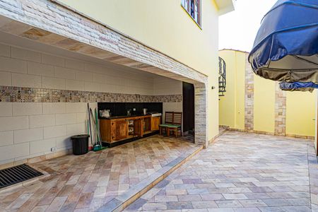 Casa para alugar com 249m², 4 quartos e 4 vagas Casa para alugar com 249m², 4 quartos e 4 vagasQuintal e espaço gourmet