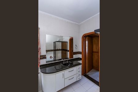 Casa para alugar com 249m², 4 quartos e 4 vagas Casa para alugar com 249m², 4 quartos e 4 vagasBanheiro suite