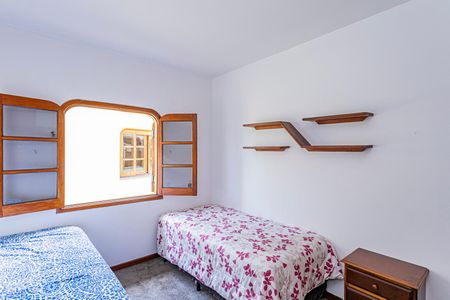 Casa para alugar com 249m², 4 quartos e 4 vagas Casa para alugar com 249m², 4 quartos e 4 vagasQuarto 3