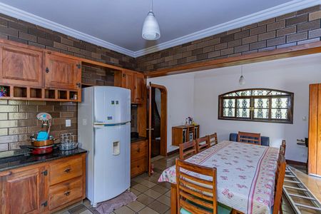 Casa para alugar com 249m², 4 quartos e 4 vagas Casa para alugar com 249m², 4 quartos e 4 vagasCopa e cozinha