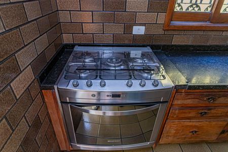 Casa para alugar com 249m², 4 quartos e 4 vagas Casa para alugar com 249m², 4 quartos e 4 vagasCopa e cozinha