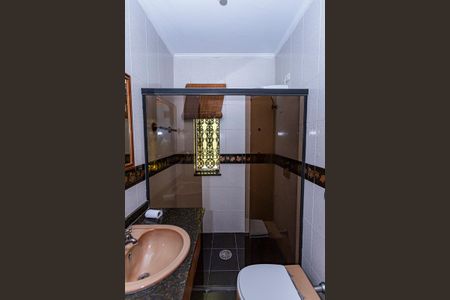 Casa para alugar com 249m², 4 quartos e 4 vagas Casa para alugar com 249m², 4 quartos e 4 vagasBanheiro