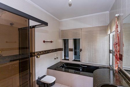 Casa para alugar com 249m², 4 quartos e 4 vagas Casa para alugar com 249m², 4 quartos e 4 vagasBanheiro suite