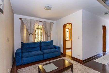 Casa para alugar com 249m², 4 quartos e 4 vagas Casa para alugar com 249m², 4 quartos e 4 vagasSala