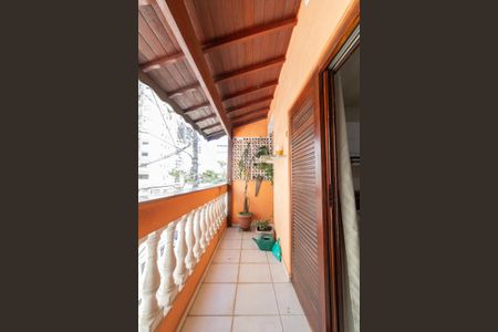 Varanda do Quarto 1 de casa à venda com 5 quartos, 125m² em Jardim Santa Teresinha, São Paulo