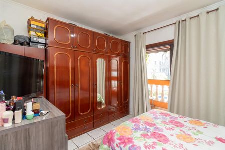 Casa à venda com 125m², 5 quartos e 1 vaga Casa à venda com 125m², 5 quartos e 1 vagaQuarto 1