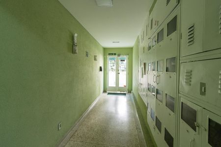 Apartamento à venda com 68m², 2 quartos e 1 vagaHall térreo
