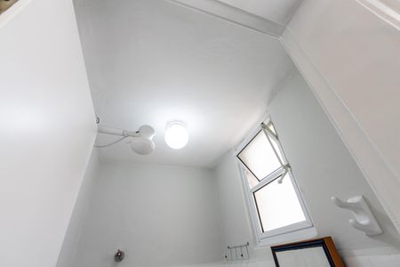 Apartamento à venda com 68m², 2 quartos e 1 vagaBanheiro de Serviço
