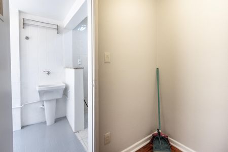 Apartamento à venda com 68m², 2 quartos e 1 vagaQuarto de Serviço