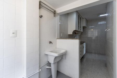 Apartamento à venda com 68m², 2 quartos e 1 vagaÁrea de Serviço