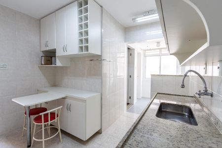 Apartamento à venda com 68m², 2 quartos e 1 vagaCozinha