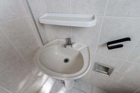 Apartamento à venda com 68m², 2 quartos e 1 vagaBanheiro do Corredor