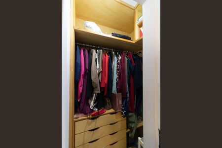 Apartamento à venda com 75m², 2 quartos e 1 vagaCloset do Quarto 1