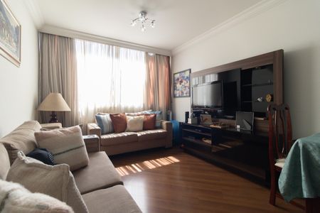 Apartamento à venda com 75m², 2 quartos e 1 vagaSala