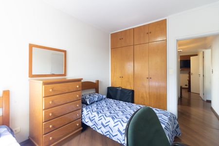 Apartamento à venda com 75m², 2 quartos e 1 vagaQuarto 2