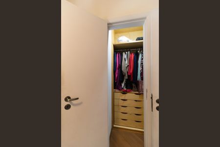 Apartamento à venda com 75m², 2 quartos e 1 vagaCloset do Quarto 1