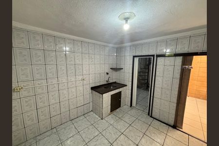 Cozinha de casa para alugar com 2 quartos, 60m² em Parque Boturussu, São Paulo