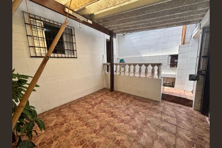 Casa para alugar com 60m², 2 quartos e 1 vagaGaragem