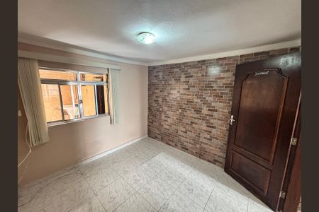 Sala de casa para alugar com 2 quartos, 60m² em Parque Boturussu, São Paulo