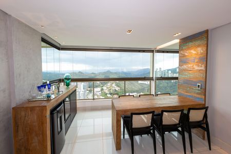 Varanda da Sala 1 de apartamento para alugar com 2 quartos, 100m² em Vila da Serra, Nova Lima