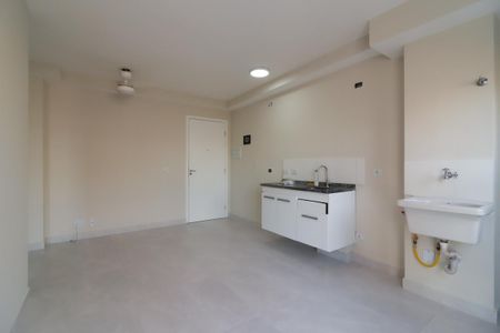 Apartamento à venda com 30m², 1 quarto e sem vagaSala/Cozinha e Área de Serviço