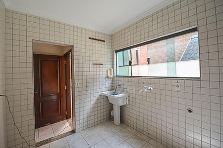 Casa à venda com 322m², 4 quartos e 4 vagasÁrea de Serviço