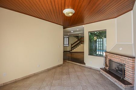 Casa à venda com 322m², 4 quartos e 4 vagasSala 3