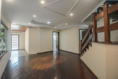 Sala 2 de casa à venda com 4 quartos, 322m² em Parque dos Passaros, São Bernardo do Campo