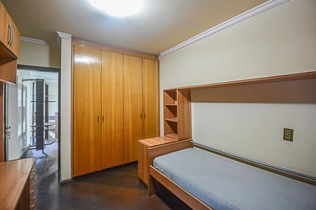 Casa à venda com 322m², 4 quartos e 4 vagasQuarto 1