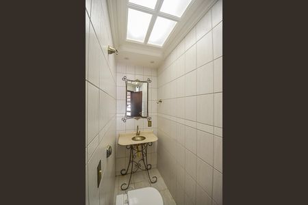 Casa à venda com 322m², 4 quartos e 4 vagasLavabo