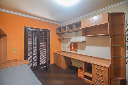 Casa à venda com 322m², 4 quartos e 4 vagasQuarto 1