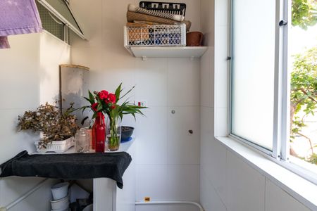 Apartamento à venda com 73m², 2 quartos e 1 vagaÁrea de Serviço