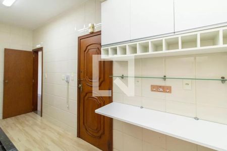 Apartamento à venda com 105m², 3 quartos e 2 vagasCozinha