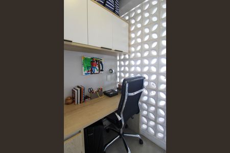 Apartamento à venda com 177m², 3 quartos e 3 vagasEscritório