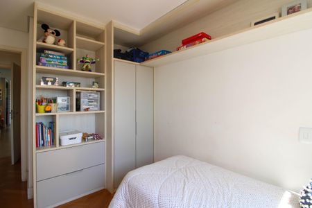Apartamento à venda com 177m², 3 quartos e 3 vagasSuíte 2