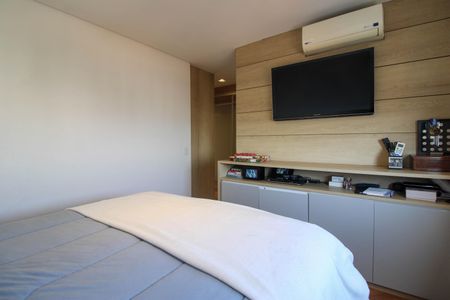 Apartamento à venda com 177m², 3 quartos e 3 vagasSuíte 3