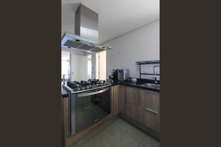 Apartamento à venda com 177m², 3 quartos e 3 vagasCozinha 