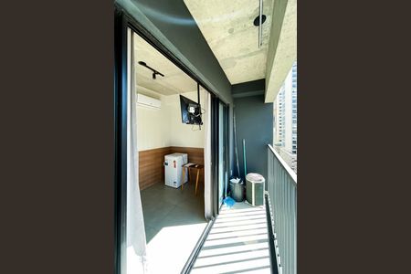 Apartamento à venda com 19m², 0 quarto e sem vagaVaranda