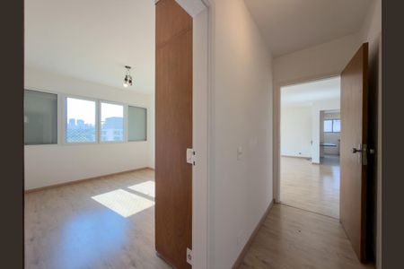 Apartamento para alugar com 100m², 3 quartos e 2 vagasCorredor